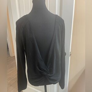 Lululemon black open back sweater Size 12